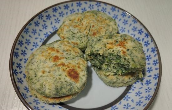 茼蒿菜|80岁的外公几乎天天吃这饼,脸色红润睡眠好,每天早上睡到自然醒