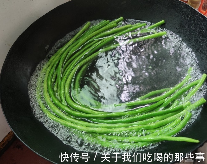 豇豆馅|伏天吃饺子,别错过这个馅,比白菜馅鲜,营养高还好吃,清爽不腻