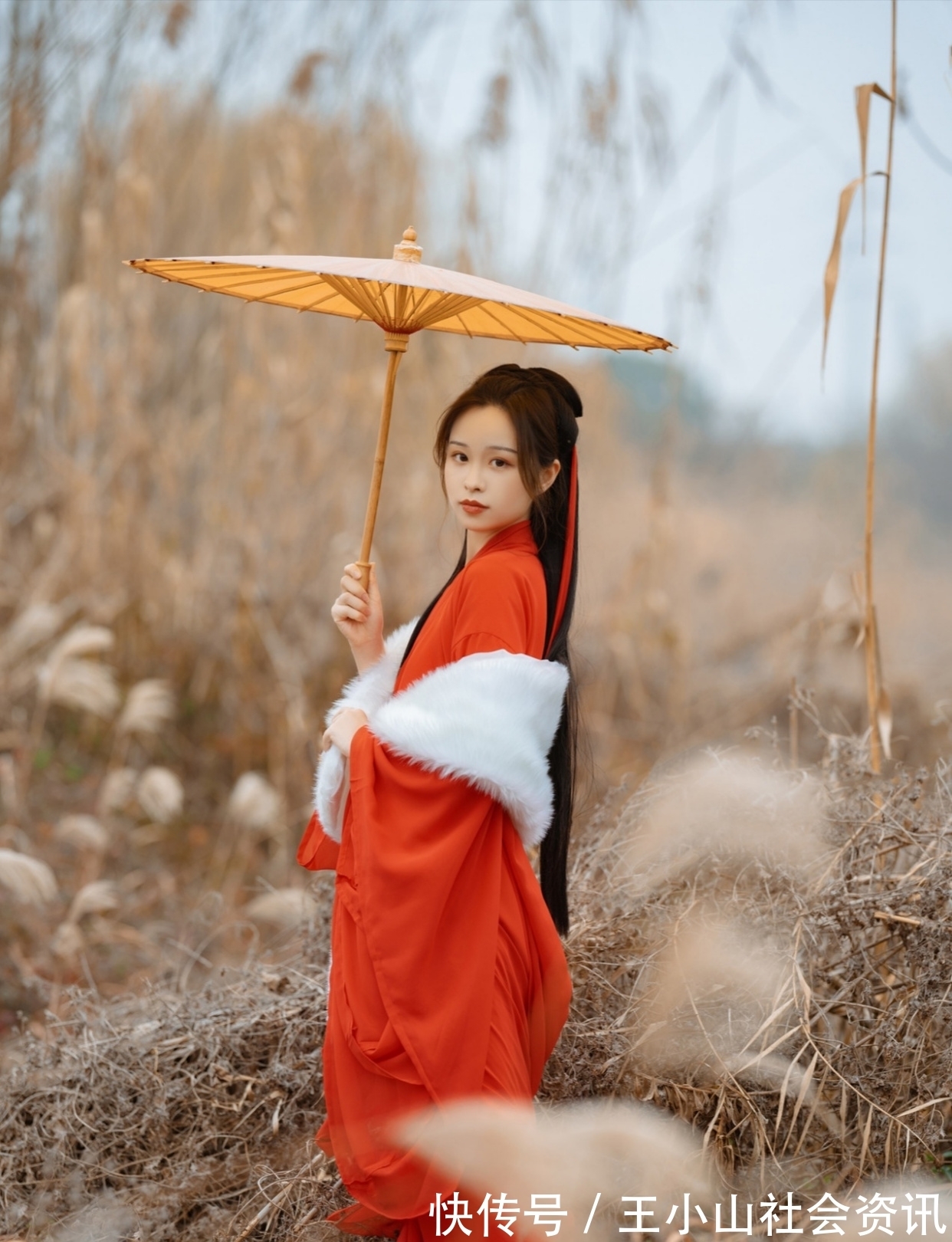 巫山!七律·九首丨生来不入巫山梦,沧海曾经第几峰?