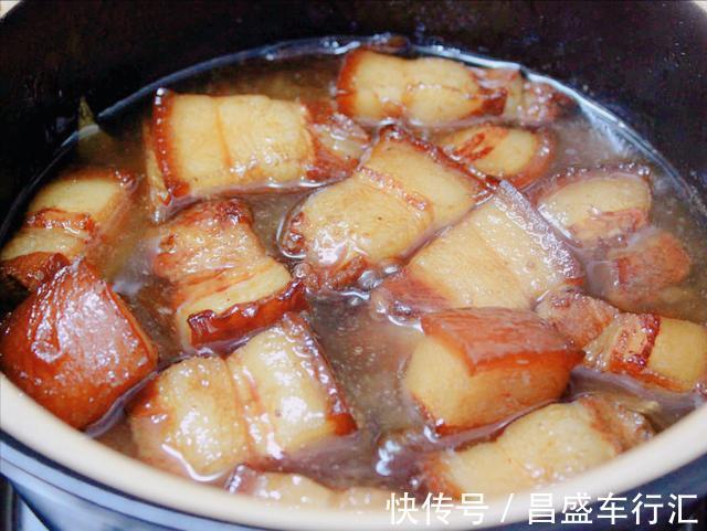 砂锅|红烧肉的家庭做法,这配方我用了十几年,营养香甜松软,入口即化