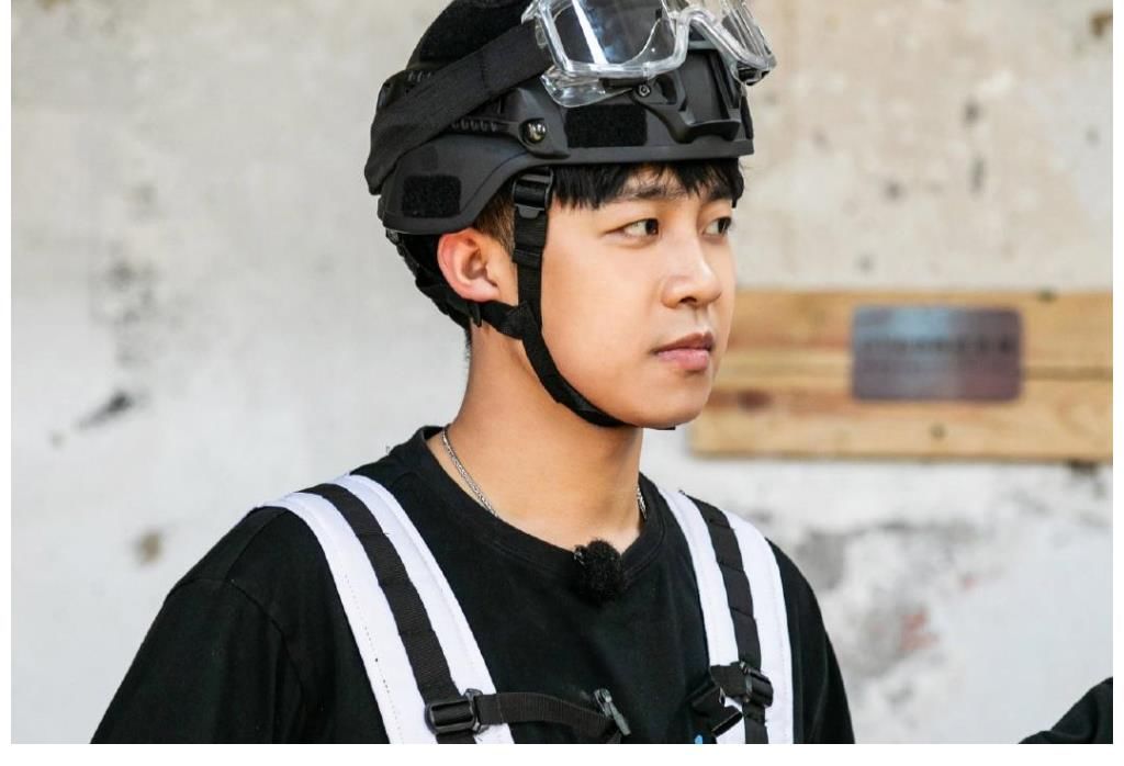 岳岳|《德云斗笑社》第二季：岳云鹏遇上张鹤伦，自带综艺感太可乐