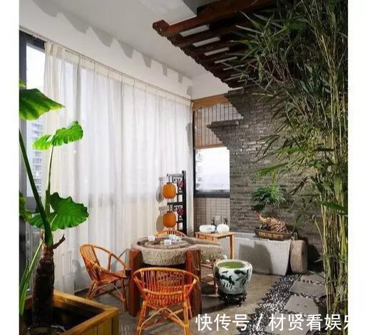 阳台上|这才是我想要的阳台！种满花，有一个小憩的地方