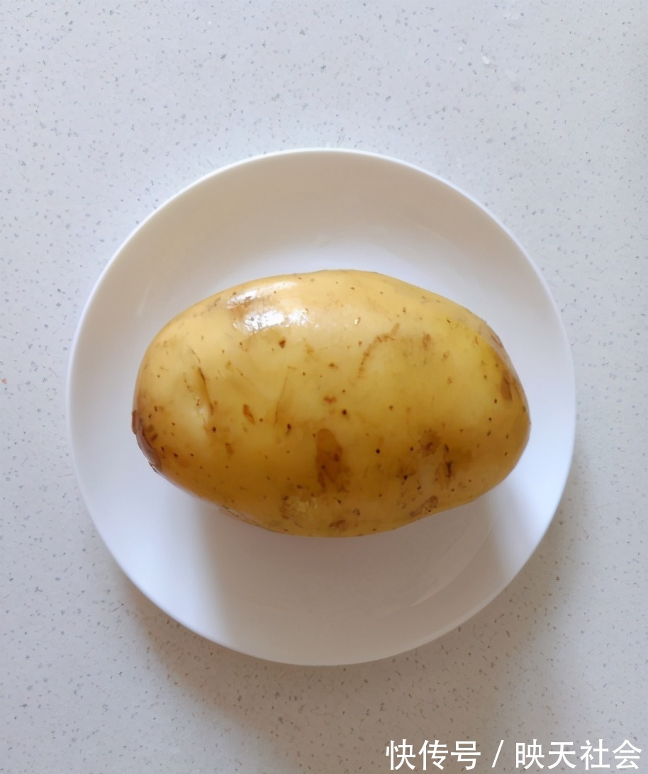 孩子|土豆的新吃法，上桌就被抢光，外酥里软，孩子很喜欢