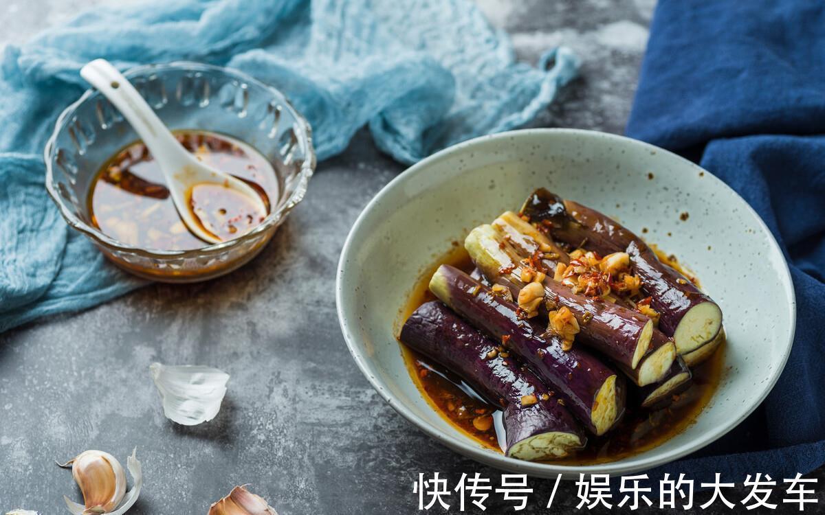 皮蛋|天热了，4样小凉菜记得吃，家中常备，下酒又下饭