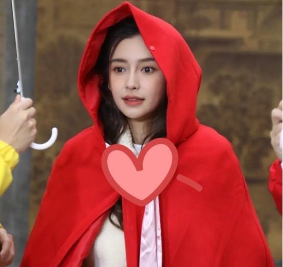 宋祖儿|《奔跑吧9》阵容强大宋祖儿变村姑!baby小红帽造型惊艳