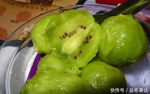 孩子|这3种水果尽量少给孩子吃,可能会对孩子身体有损伤,家长别忽视