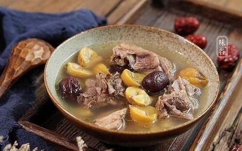 红枣|明日白露，别忘了“补露”，餐桌5宝要常吃，补充营养，轻松度秋