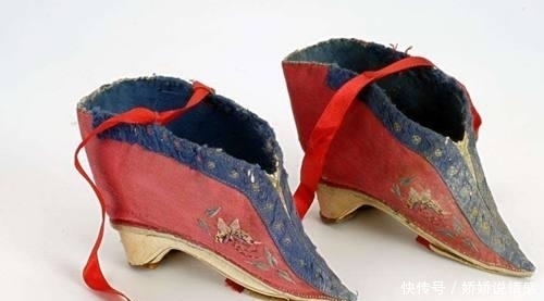 历史上4大奇葩鞋子: 图二是有钱人穿, 最后一双如今却无人敢穿!