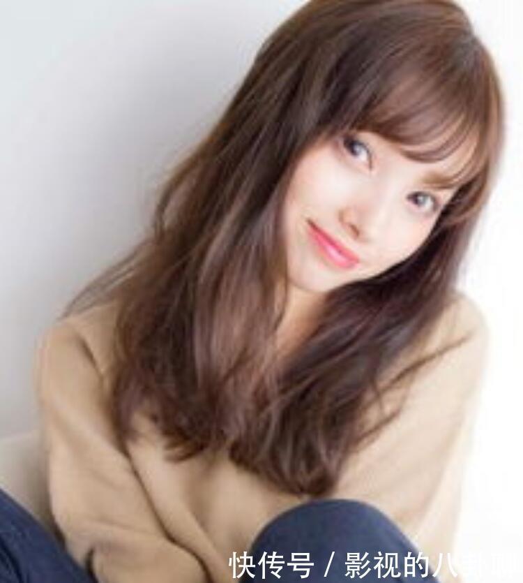 圆脸|别再披头散发了,这有10款适合圆脸的中卷发型,可甜可盐