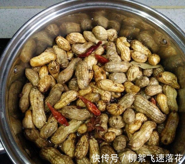 小菜|盐水花生,追剧时当零食,下酒当小菜都不错呢!