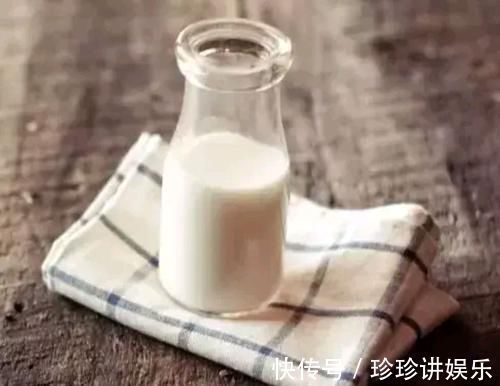 泡脚|有失眠症状的人,坚持每天做好五件事,帮你快速入睡,一觉到天亮