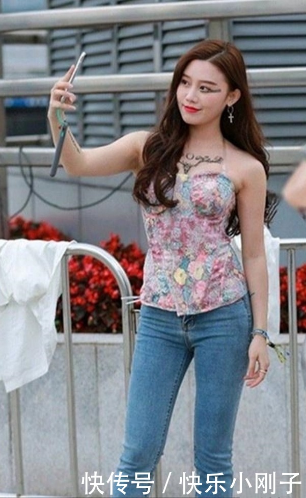 靓女气质唯美,一头气质的短发很时尚