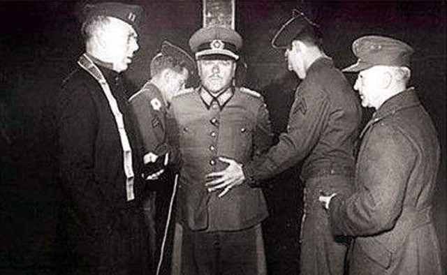 纳粹军官|德国战败后，有部分纳粹德军凭空消失了，20年后才发现藏身点