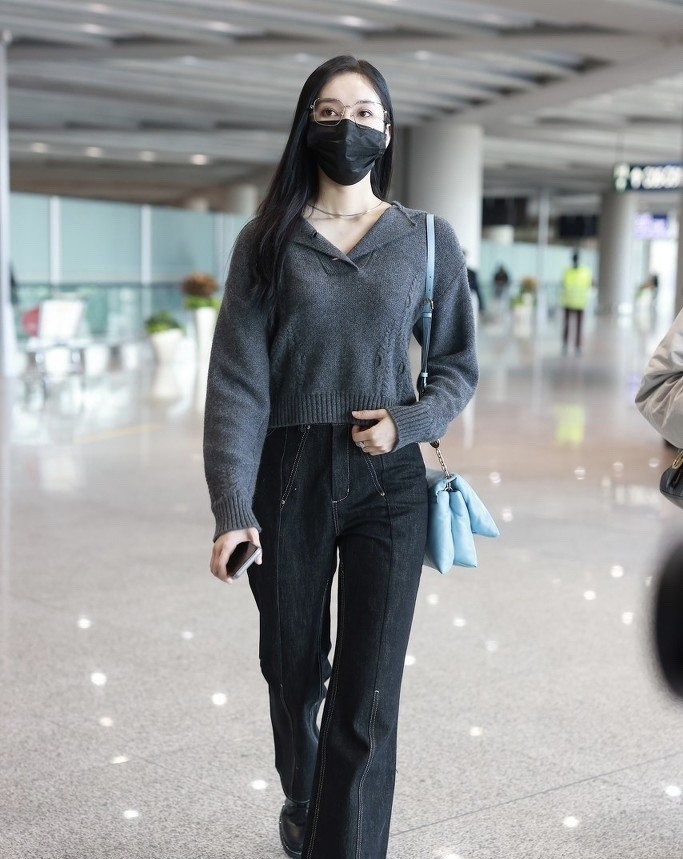 时尚|秋冬季节愁搭配没关系,休闲毛衣get起来,时尚百搭不挑人!