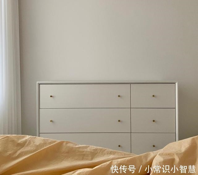 小姐姐|这套76平小房子,上了年纪却充满人情味!狭窄的厨房,一丝不苟!