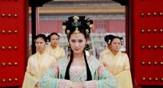 生活|魏忠贤和客氏是怎么回事为什么说魏忠贤秽乱宫闱