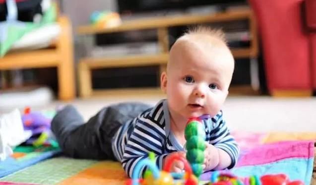 孩子发烧时这3种食物不能吃，吃了可能会加重病情