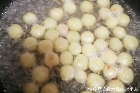 将其|5块钱1斤的水果,秋后碰到别错过,一次囤十几斤,冬天吃润燥