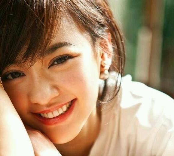  让人|同是饶雪漫选中的书模，前三位红遍大江南北，只有她无人问津