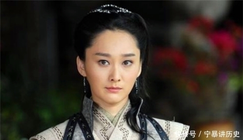 荀慧生|新郎掀开红盖头,发现新娘是恋人姑姑,他将错就错不料遇一生挚爱