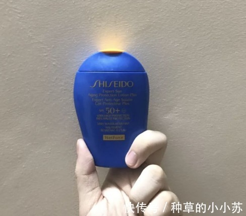 医生|夏季出油冒痘太闹心？皮肤科医生都在做的控油祛痘项目，赶紧安排