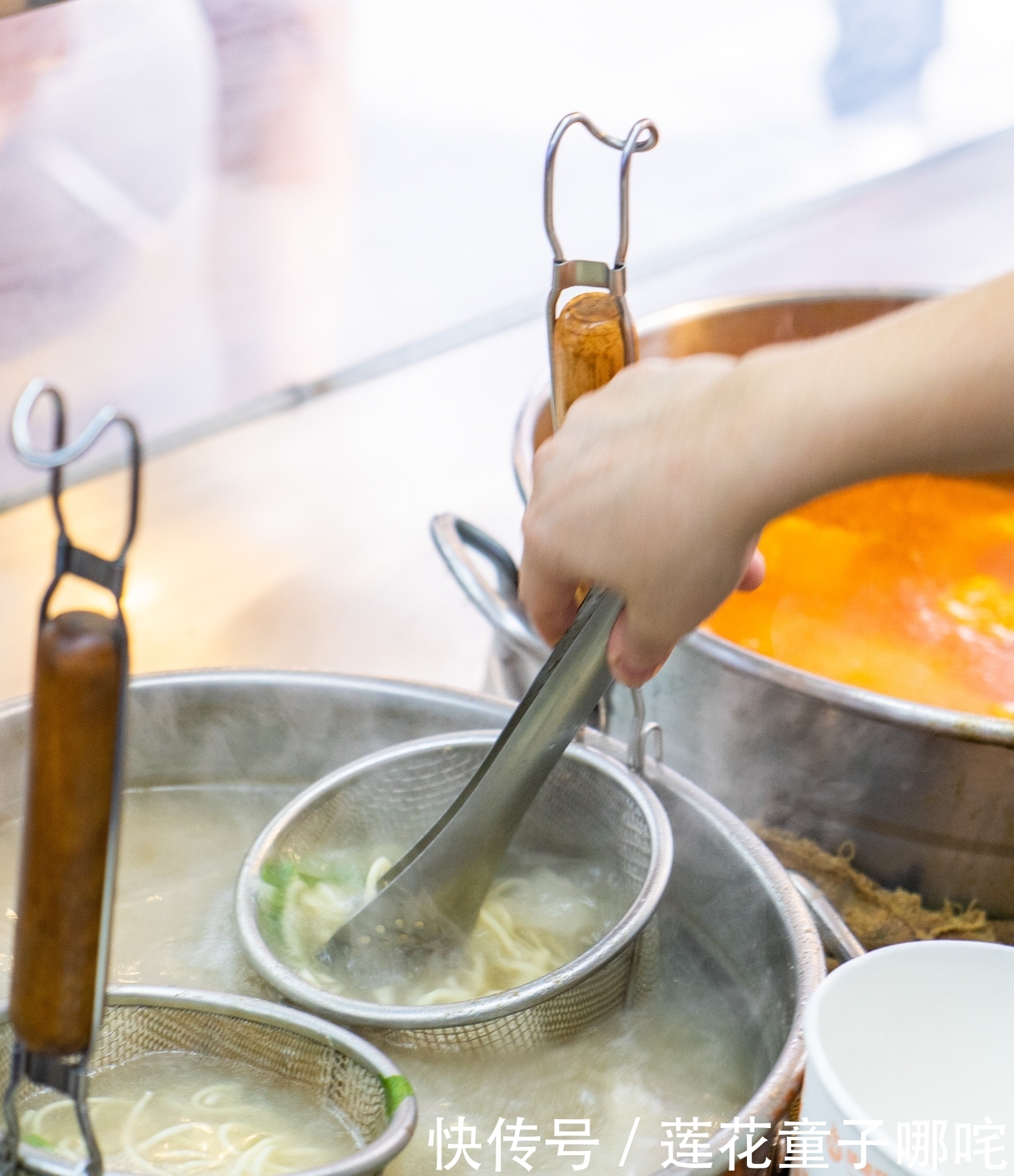 八市|藏在八市街尾的这碗沙茶面,据说已经传承38年了!