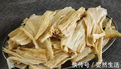 食物|女性不想被叫黄脸婆,推荐常吃3食物,排出毒素,细腻皮肤气色好