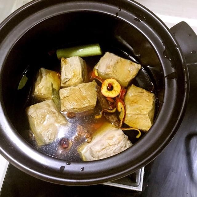 东坡肉|肥而不腻的东坡肉，吃一口就会爱上，软糯鲜美口感好