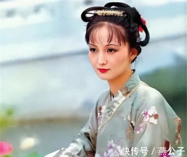 举报|红楼梦:难怪凤姐不给平儿名分,看平儿对凤姐做些什么事?