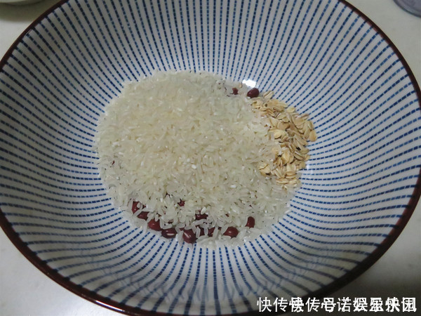 秀发|红豆和此物一起煮,嘴巴不臭了,皱纹消失了,头发慢慢变乌黑秀发