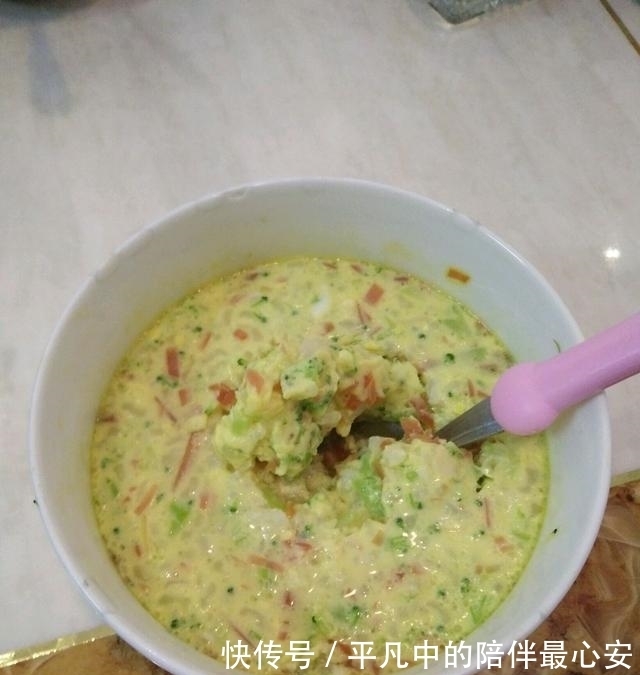 婴儿|宝宝添加辅食的顺序是什么,要找到合适的配料,助力宝宝成长