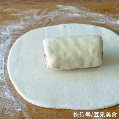 红豆馅儿|好吃到舔盘的黄金大饼，吃一次就上瘾