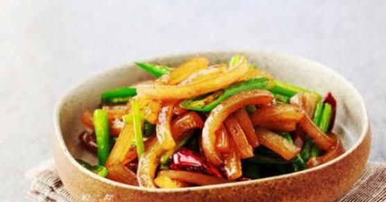 怕老得快的女性，多吃点此物，延缓衰老速度，养颜嫩肤效果好！