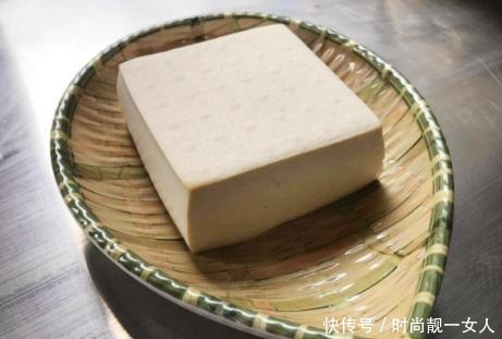 鲜嫩|秋天,韭菜茴香靠边站,2块钱一斤的蔬菜,入馅包饺子鲜嫩多汁