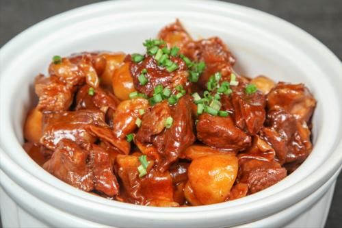 进补|秋季进补，就得吃此肉，营养滋补去秋燥，上桌不够吃，贵点也值了