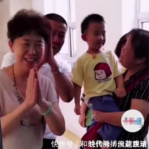 爷爷奶奶|二胎生了个孙女,产房外爷爷奶奶的表现火了,网友我承认我酸了