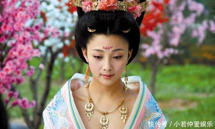 杨贵妃|同样是女人，为何杨贵妃吃荔枝被骂千年，武则天吃这个却没人骂