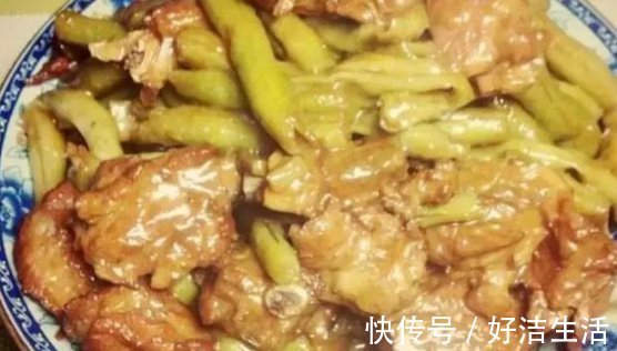 男友|去男友东北老家，男友妈妈做这些菜招待，我妈吃不下但我却吃得欢