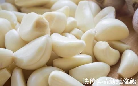 储存|夏天面粉容易坏，教你3个储存方法，简单实用，面粉不生虫不结块