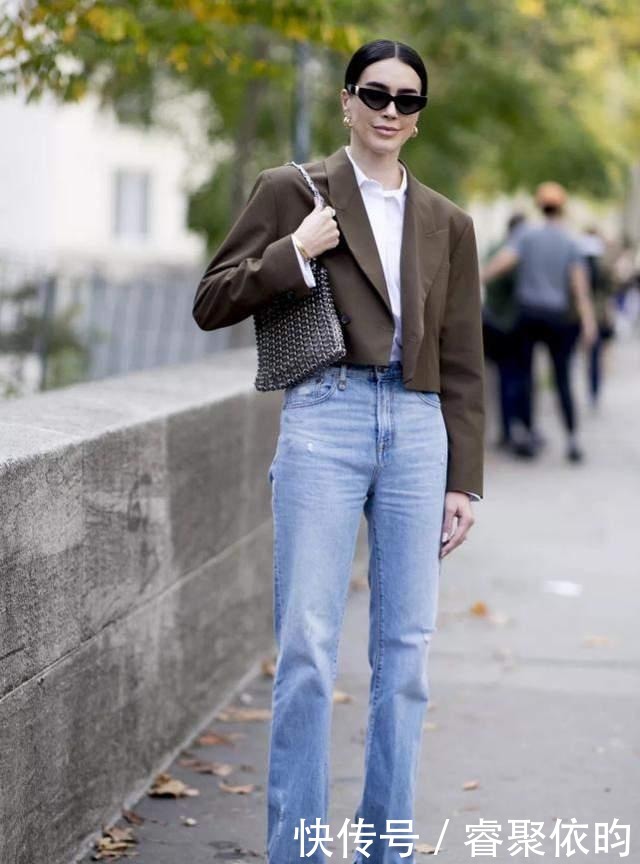 颜色|秋冬不论是搭裙子还是穿裤子,一定要牢记“上下法则”!很时髦