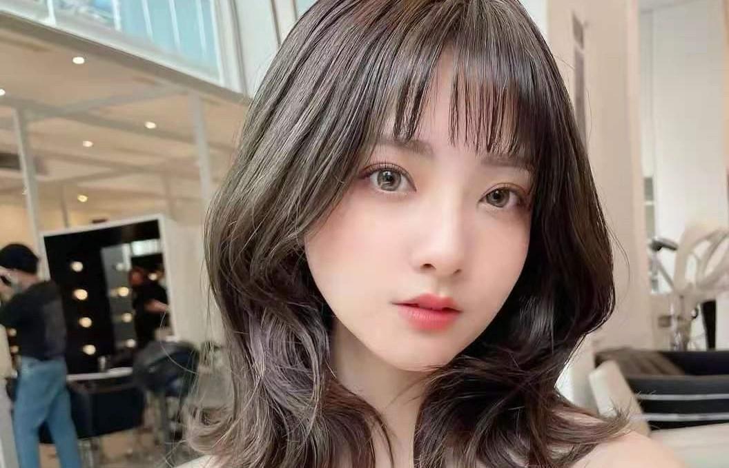 弧度|剪锁骨发选择外翻还是内扣?选对了显洋气还好打理