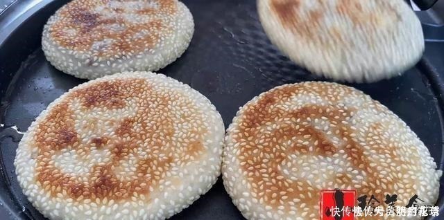 教你糯米粉新吃法，出锅比大鱼大肉都香，吃一次就念念不忘，解馋