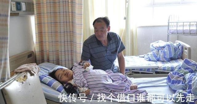 生命|70厘米高的孕妇冒生命危险产下女婴,婴儿出生后丈夫却泣不成声