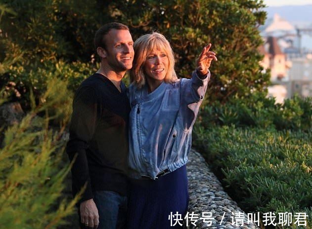 高跟鞋|布丽吉特穿中国红真耀眼!配上月花4万的发型绝了,丹麦王妃都输!