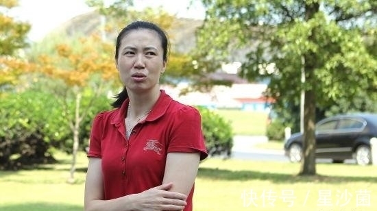 汤淼|“女排”周苏红，照顾瘫痪丈夫5年后，为何突然改嫁大9岁富商？