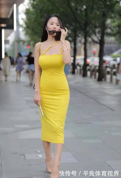 高跟鞋|时髦女郎,吊带连衣裙搭配水晶高跟鞋,凸显曼妙身材,魅力女神范