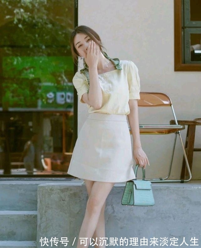 半身裙|怎么穿才温柔又清新呢?对服装的配色和款式,都有一定的要求