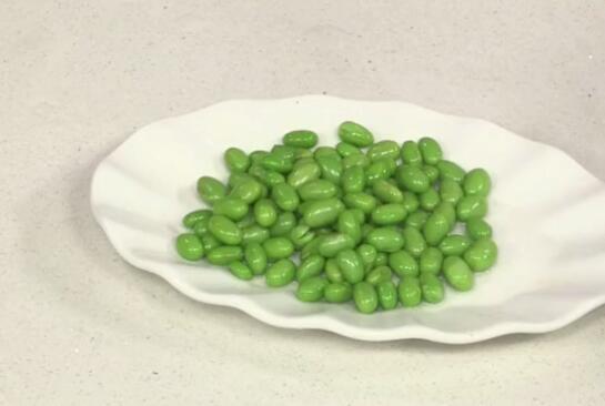 一道简单的家常小炒素鸡,清甜咸香,低脂低量,营养非常丰富