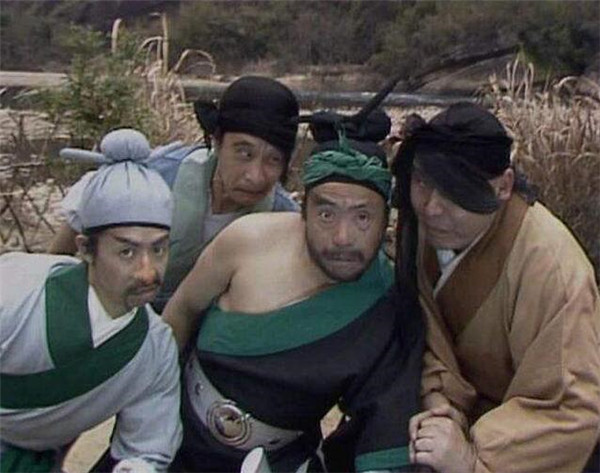 斗战胜佛@孙悟空曾打死6个凡人,为何还被封了佛?你看这6人名字连起来念啥