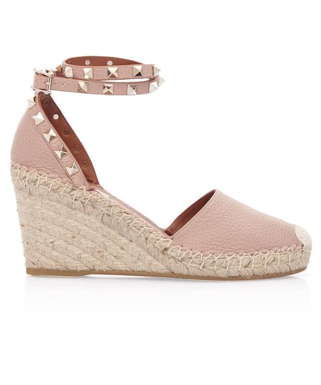 拖鞋 开车该穿什么鞋?这些法规中明令禁止的鞋你有穿吗?